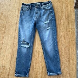 KanCan Distressed Ankle Jeans in Medium Blue